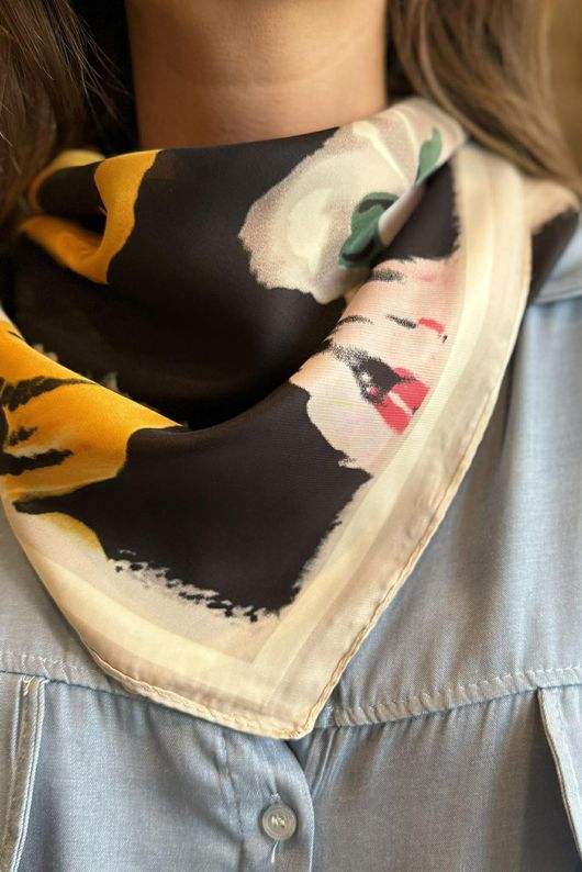 Pedro Silky Blend Square Scarf Black